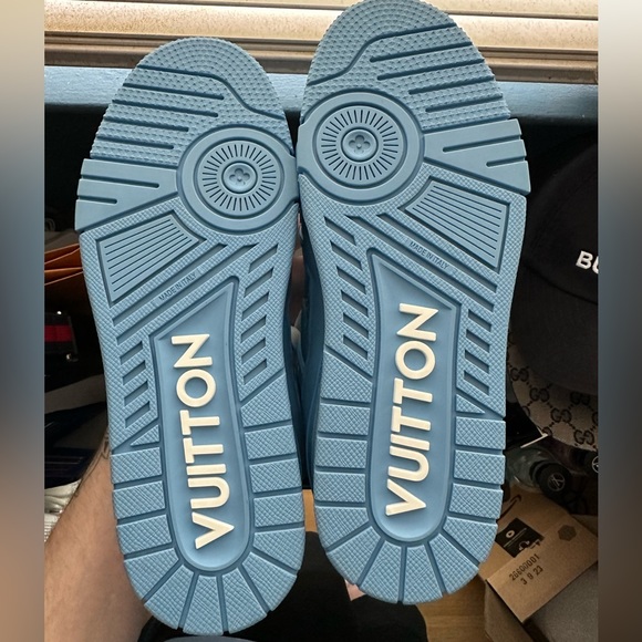 NWT Louis Vuitton Trainers Blue Embossed Monogram - Picture 2 of 10